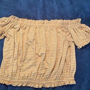 Stretchy, super soft, XL, mustard yellow off the shoulder crop.